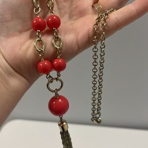 Cache drop necklace 